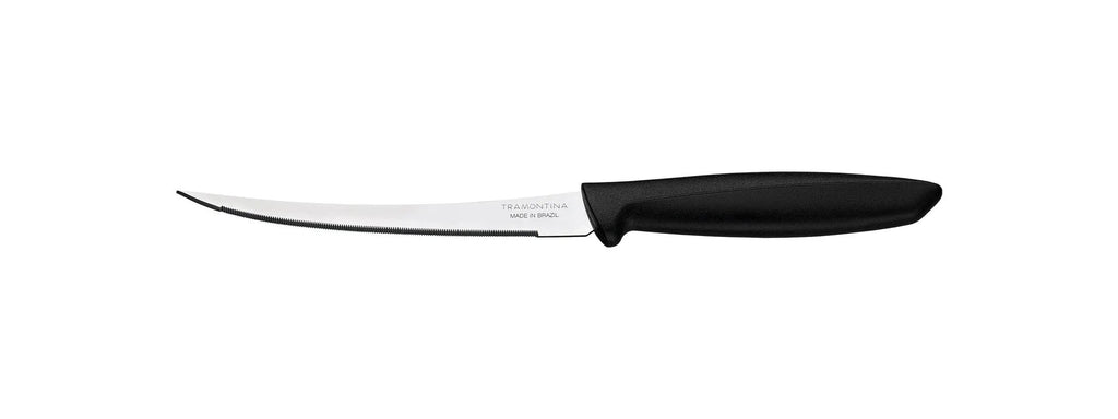 Cuchillo Tramontina con hoja dentada de acero inoxidable y mango negro, visto de perfil sobre fondo blanco
