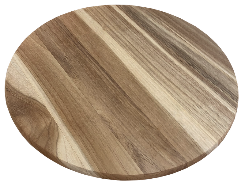 Tabla redonda de madera con vetas naturales en tonos marrones, vista en ángulo sobre fondo blanco