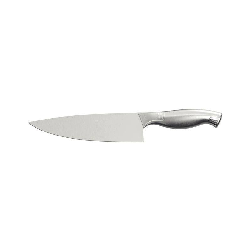 Cuchillo de chef Tramontina con hoja y mango de acero inoxidable sobre fondo blanco