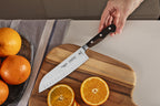 Cuchillo Santoku Tramontina Century Wood con hoja de acero inoxidable y mango de madera marrón tratada, 7"