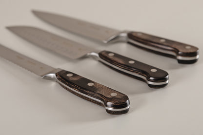 Cuchillo Santoku Tramontina Century Wood con hoja de acero inoxidable y mango de madera marrón tratada, 7"